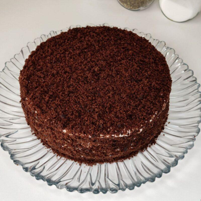 Шоколадный торт "Чёрный принц" на кефире - 12 шаг
