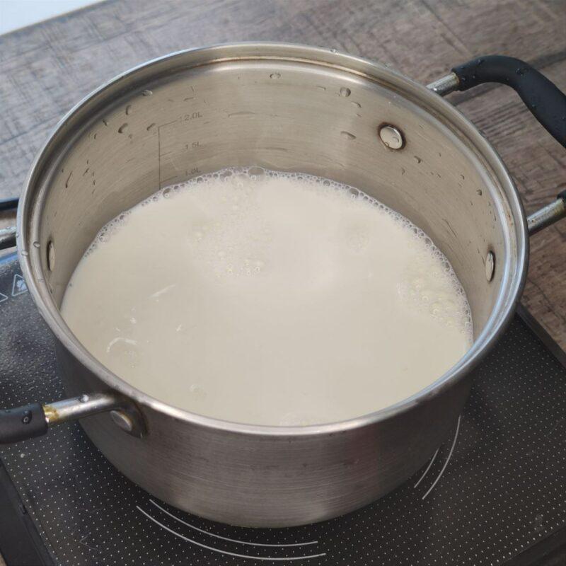 Домашний сыр из молока с уксусом - 1 шаг
