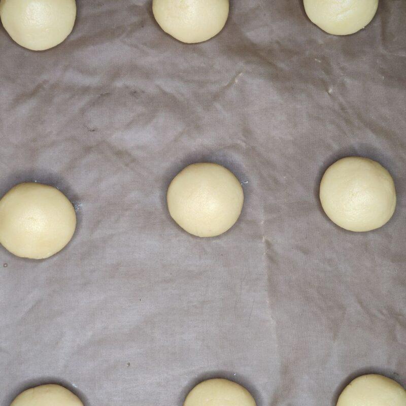 Песочное печенье "Валентинки" с малиновым джемом - 6 шаг