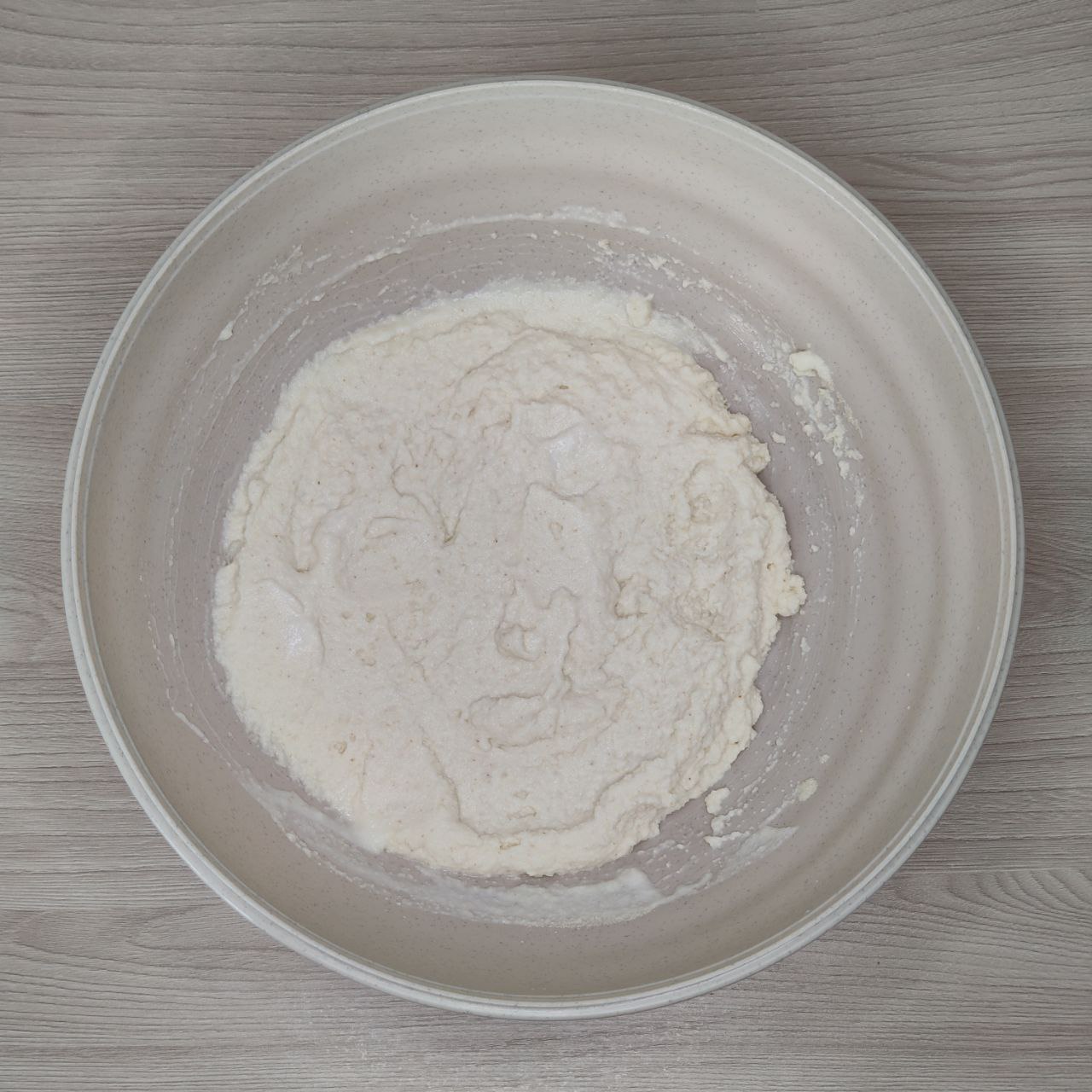 Пирог "Зебра" с манной крупой на кефире - 1 шаг