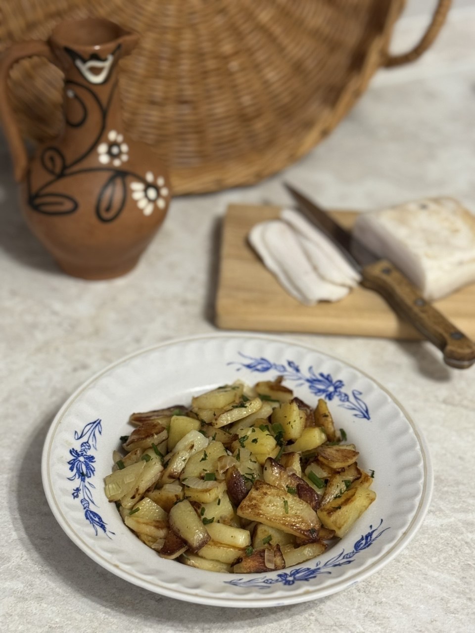 Жареная картошка с луком