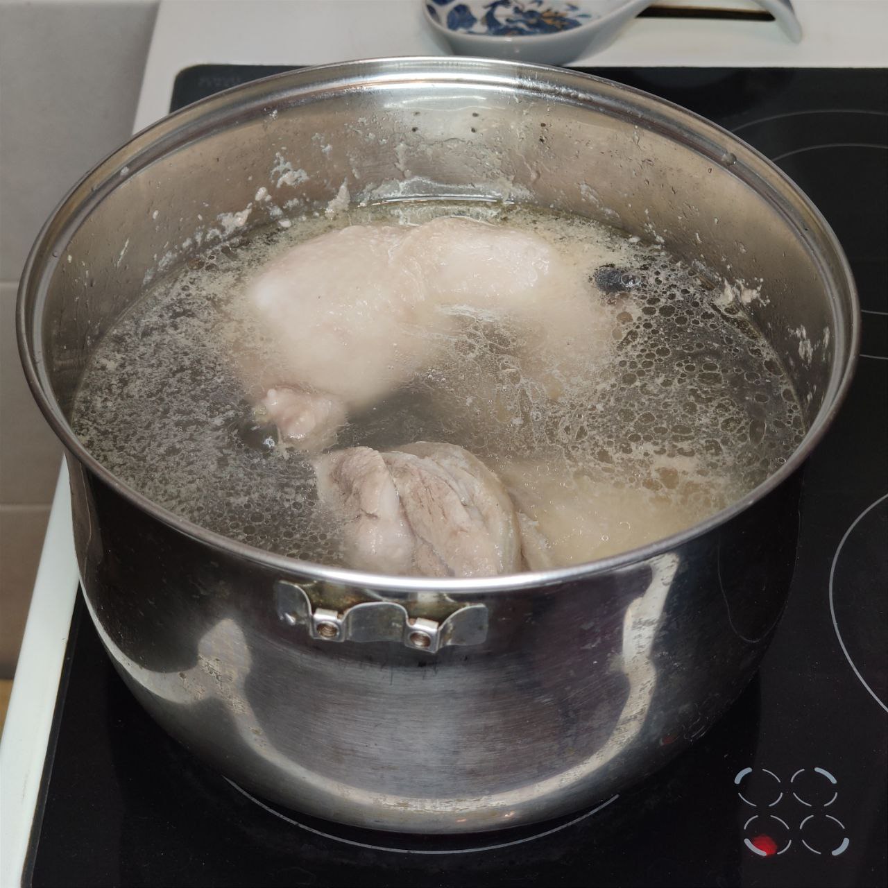 холодец из свинины и курицы с желатином – 1 шаг