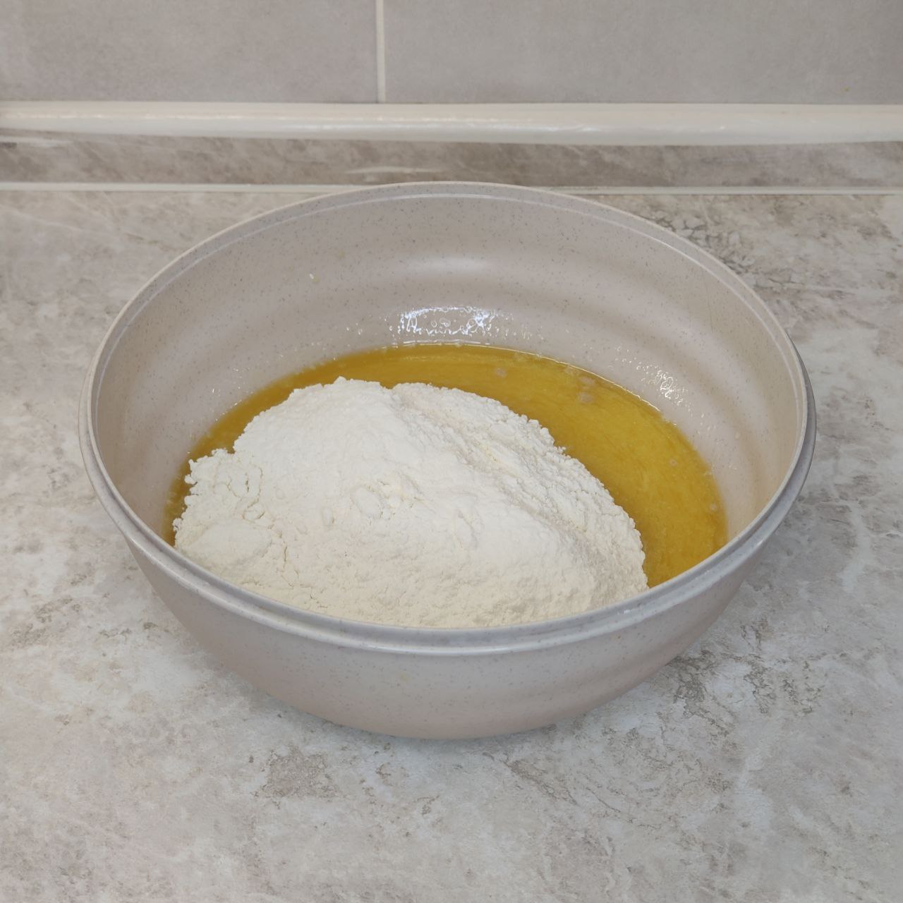 отрывной пирог "ёлочка" с джемом из теста холодной ферментации – 3 шаг