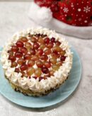 Салат из курицы с виноградом, чипсами и сыром - изображение поста